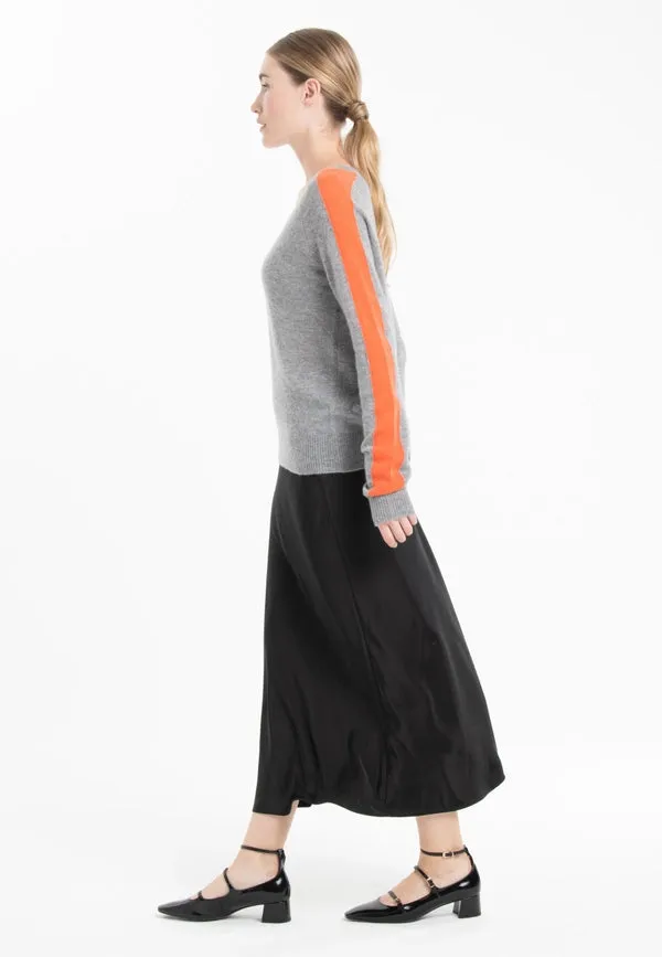 Ria 1 V-Neck Sweater with Band On the Sleeves in Light Grey/Mandarin Cashmere