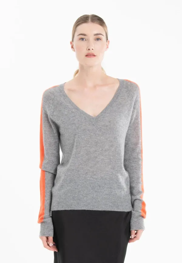 Ria 1 V-Neck Sweater with Band On the Sleeves in Light Grey/Mandarin Cashmere