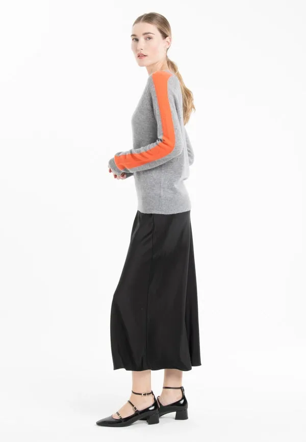 Ria 1 V-Neck Sweater with Band On the Sleeves in Light Grey/Mandarin Cashmere